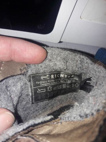 фирменная обувь из германии: Продаю ботинки привезены из Германии. С супинатором для правильного — 3