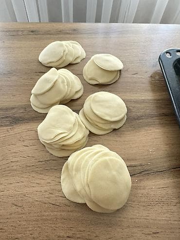 голубцы замороженные купить: Домашние пельмени ручной лепки - Формуем вручную: ровные кружочки — 3