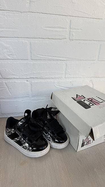 Детская обувь, набор из 7 пар Из Америки оригинал Sketchers Zara 1) at lalafo.kg Детская обувь, набор из 7 пар Из Америки оригинал Sketchers Zara 1)