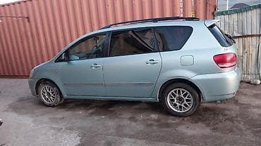 dn8 sonata: Toyota Ipsum: 2002 г., 2.4 л, Автомат, Бензин, Минивэн — 2