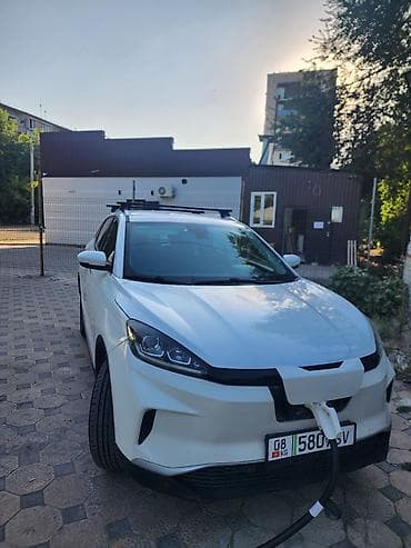 leapmotor c16: Weltmeister EX5, 2021 г., 140000 км, Передний, В наличии — 2