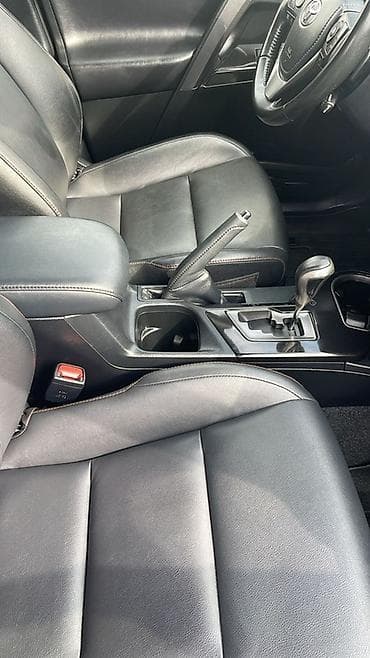 5 5 compressor: Toyota RAV4: 2018 г., Автомат, Кроссовер — 3