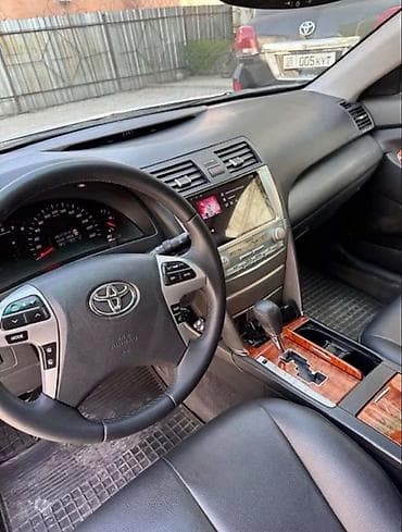 vip bus: Toyota Camry: 2009 г., 2.5 л, Автомат, Газ, Седан — 8
