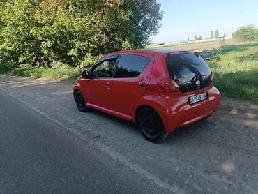 тойота ауго: Toyota Aygo: 2008 г., 1 л, Робот, Бензин, Хэтчбэк — 4