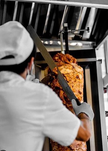 сварщик каракол: Срочно требуется повар Шаурмист, + проживание + питание адрес Ново - — 1