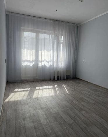 шопена: 1 комната, 34 м², 105 серия, 4 этаж, Старый ремонт — 4