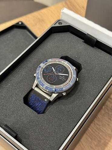 nokia 1: Продаю смарт часы практически новые В комплекте 2 ремешка, зарядное — 3