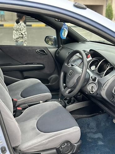 синяя geely: Honda Fit: 2002 г., 1.3 л, Автомат, Бензин, Хэтчбэк — 8