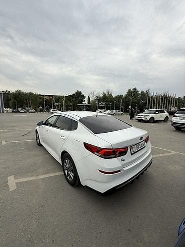 volvo ew160: Сдаю Kia K5, Посуточно, Без водителя, | Залог, Водительские права — 3