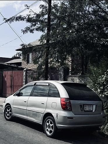 нива 2123: Toyota Nadia: 1998 г., Автомат, Универсал — 2
