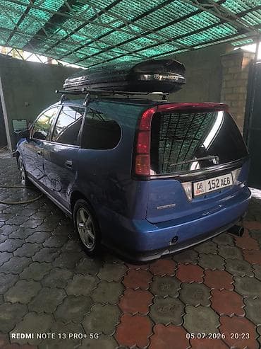 pod: Honda Stream: 2005 г., 2 л, Автомат, Минивэн — 2