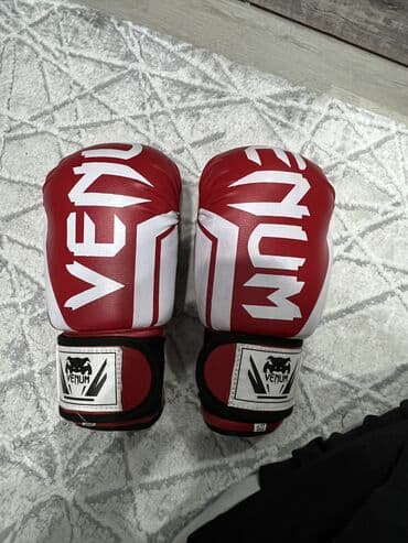 обувь ручной работы: Продаю из за того что нужны были другие унции Боксерские перчатки — 1