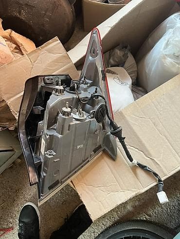 s7 fe: Задний левый Стоп фары 
Оригинал полностью работает — 3