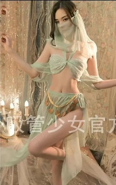 Киреге берилүүчү кийимдер: Пеньюарлар — 1