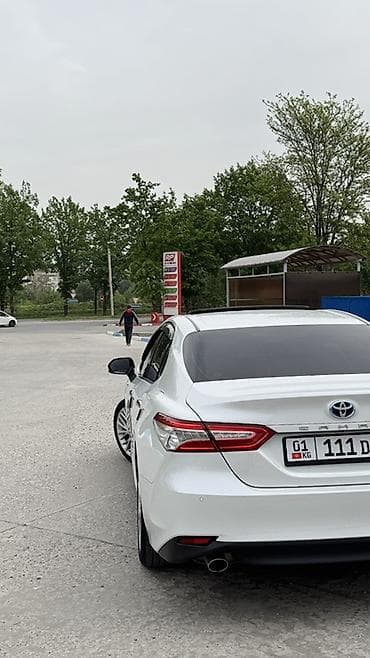 kia sephia: Toyota Camry: 2017 г., Автомат, Бензин, Седан — 5