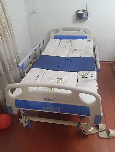 коленный ортез: Функциональная медицинская кровать с механическими приводами — 1