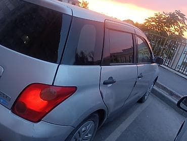 Продажа авто: Toyota Ist: 2002 г., 1.3 л, Автомат, Бензин, Хэтчбэк — 4