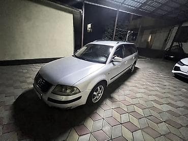 Volkswagen: Volkswagen Passat Variant: 2002 г., 2 л, Механика, Бензин, Универсал — 3