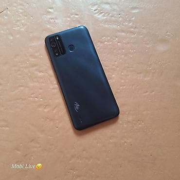 galaxy a 3: Samsung Galaxy A50, Б/у, 32 ГБ, 2 SIM — 4