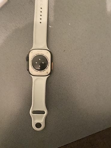 samsung 7: Смарт‑часы в стиле Apple Watch (корпус прямоугольный с закруглёнными — 1