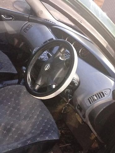 подсветка в салон авто: Nissan Primera: 2002 г., Автомат, Лифтбек — 5