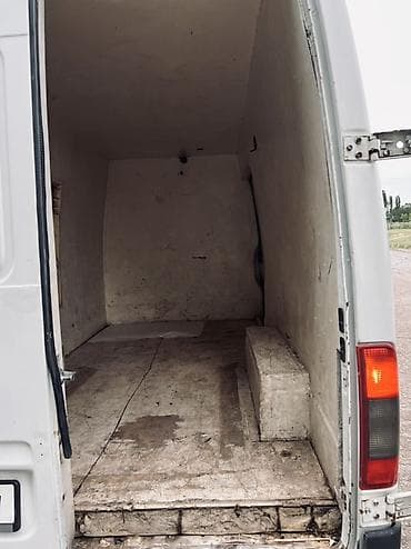 Унаа: Mercedes-Benz Спринтер: 2003 г., 2.2 л, Кол менен иштөөчү, Дизель, Van — 7