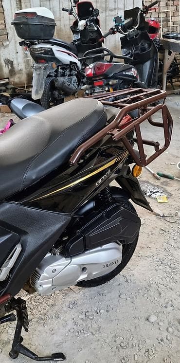 скутер 120: Yamaha, 175 куб. см, Бензин, Новый — 3