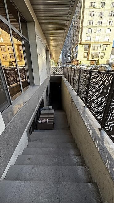 сто боксы: Продажа магазинов В жилом доме, 415 м², Готовая ПСО (под самоотделку), Отдельный вход, Цокольный этаж этаж — 9