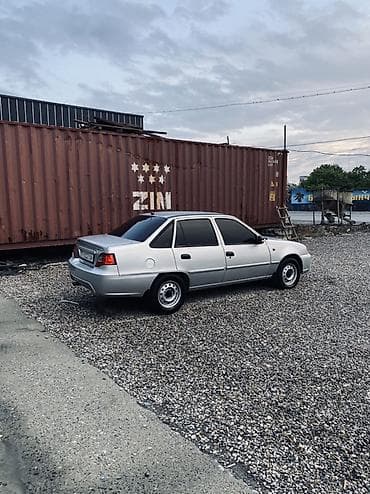 Daewoo Nexia: 2010 г., 1.5 л, Механика, Бензин, Седан — 2