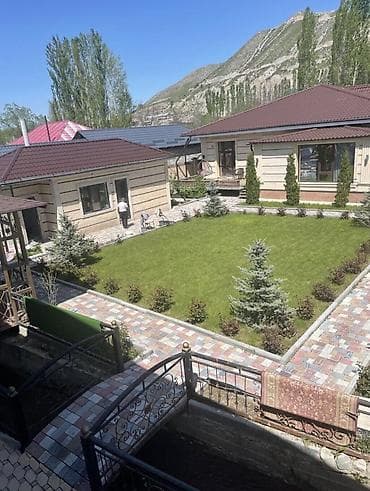 продаю дачу в беш кунгее: 300 м², 7 комнат, Утепленный, Бассейн, Бронированные двери — 7