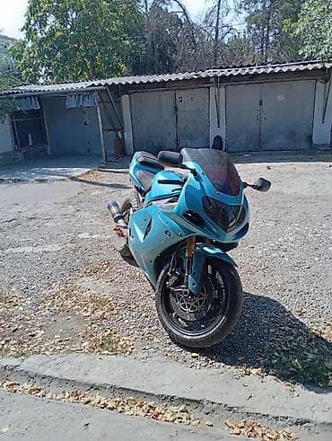 Спортбайк Suzuki, 600 куб. см, Бензин, Взрослый, Б/у — 2