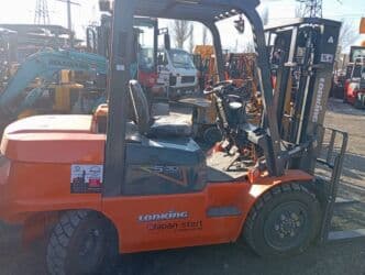 продажа комбайнов нива эффект в бишкеке цена: Погрузчик, 2024 г., Колесный, Вилочный — 1