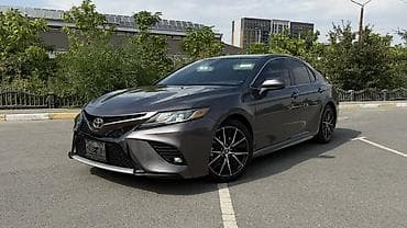 byd e2 2022: Toyota Camry: 2021 г., 2.5 л, Автомат, Бензин, Седан — 1