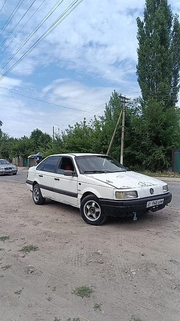 бартавой сапог: Volkswagen Passat: 1988 г., 1.8 л, Механика, Бензин, Седан — 3