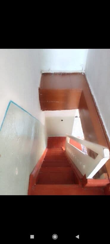 пол дома центр: Дом, 300 м², 6 комнат, Собственник, Старый ремонт — 17