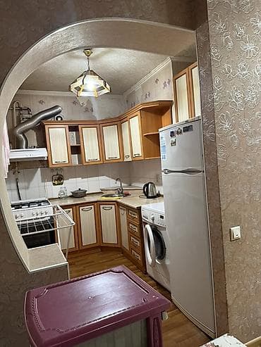 long term apartment: Сдаётся уютная 2‑комнатная квартира с мебелью и техникой. Планировка — 4
