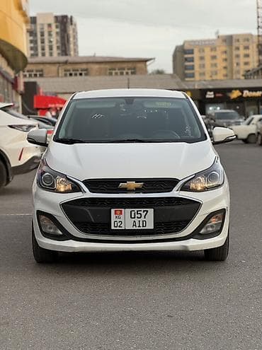 Продажа авто: Chevrolet Spark: 2021 г., 1 л, Автомат, Бензин, Хэтчбэк — 4