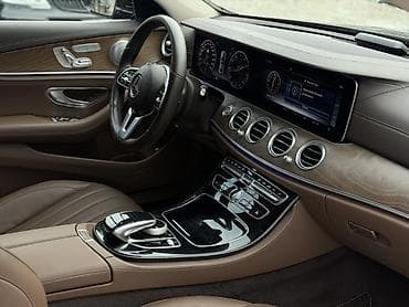 e 302: Mercedes-Benz E-Class: 2019 г., 2 л, Автомат, Бензин, Седан — 4