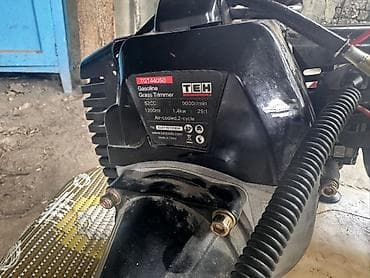 укос травы: Триммер, мотокоса, Б/у, Бензиновый, 2-х тактный двигатель — 1