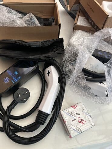 продажа домкратов автомобильных: Продается зарядное устройство для всех моделей электромобиля. Работают — 7