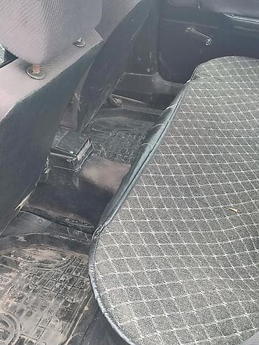 авто прода: Audi 80: 1992 г., 2.3 л, Механика, Бензин, Седан — 5