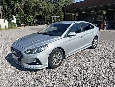 салон машины: Hyundai Sonata: 2018 г., 2 л, Автомат, Газ, Седан — 8
