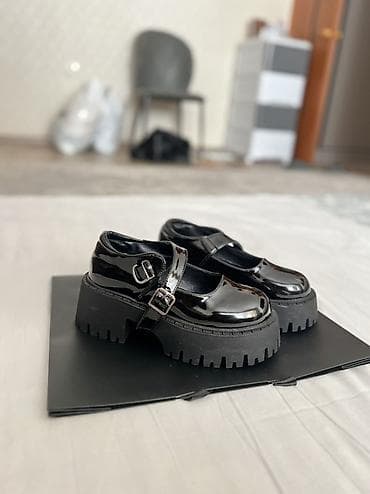 траки: Лоферы/туфли Mary Jane на массивной платформе Надевали только два — 4