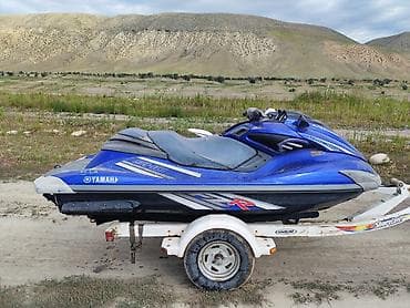 Суу транспорту: Продаётся ОДИН скутер Yamaha FZR 2009 1.8 компрессор. 220 часов — 1