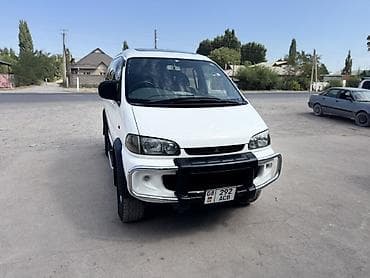 m5 cs: Mitsubishi Space Gear: 1997 г., 3 л, Автомат, Бензин, Минивэн — 3