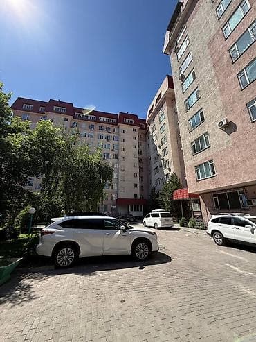 океа: 3 комнаты, 144 м², Элитка, 10 этаж, Старый ремонт — 1
