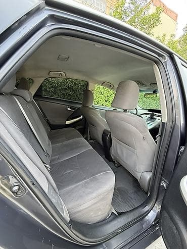 lexus 450d: Toyota Prius: 2012 г., 1.8 л, Вариатор, Гибрид, Лифтбек — 9