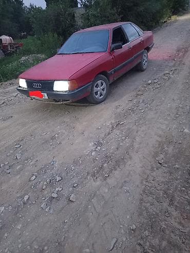 авто прикуриватель: Audi 100: 1989 г., 1.8 л, Механика, Бензин, Седан — 6