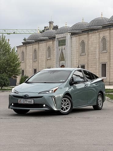 Toyota Prius: 2019 г., 1.8 л, Вариатор, Гибрид, Лифтбек