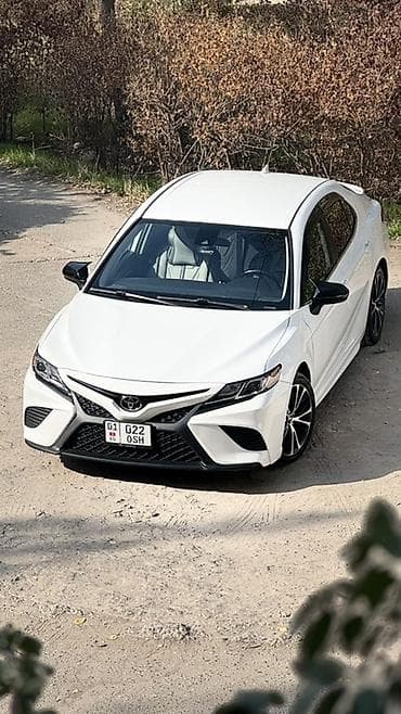 camry 5: Toyota Camry: 2018 г., 2.5 л, Автомат, Бензин, Седан — 3